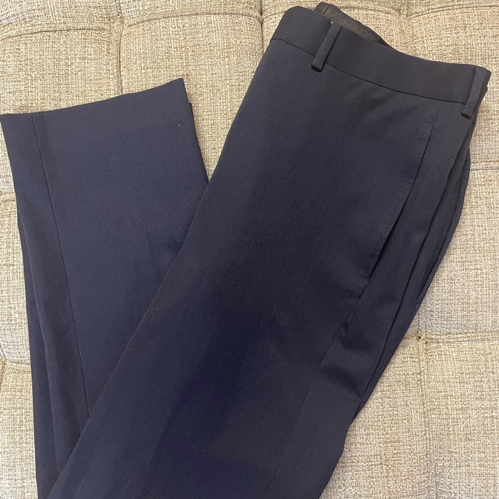 Men’s Van Heusen navy dress pants 32W 30L